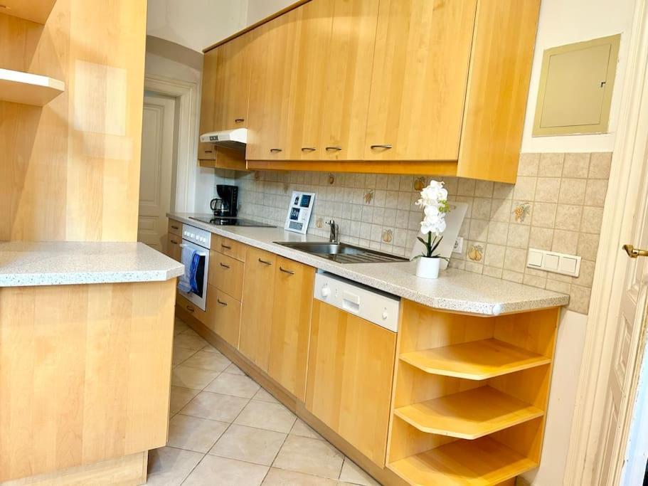 Appartement 50 M2 Stylish With Free Parking